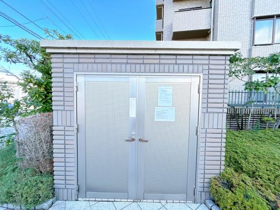 apartment 富山県富山市窪本町
地図を見る