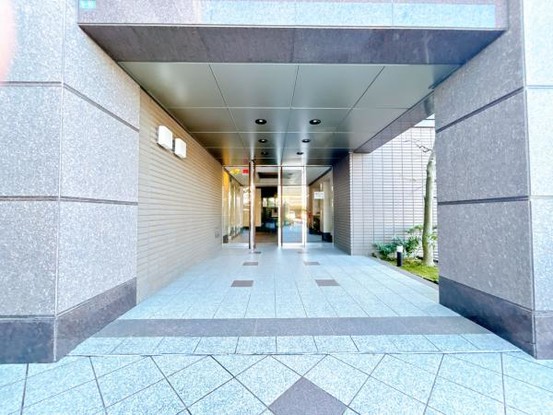 apartment 富山県富山市窪本町
地図を見る