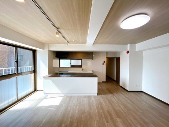 apartment 石川県金沢市玉川町
地図を見る