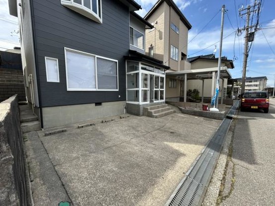 detached 石川県河北郡内灘町字鶴ケ丘３丁目
地図を見る