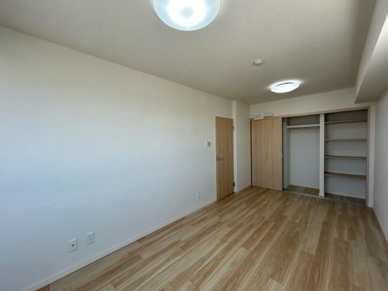 apartment 石川県金沢市中村町
地図を見る