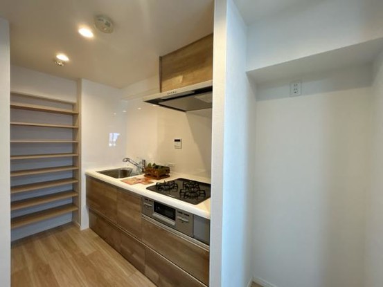 apartment 石川県金沢市中村町
地図を見る