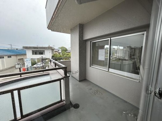 apartment 石川県金沢市芳斉１丁目
地図を見る