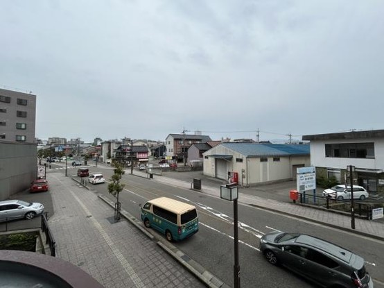 apartment 石川県金沢市芳斉１丁目
地図を見る