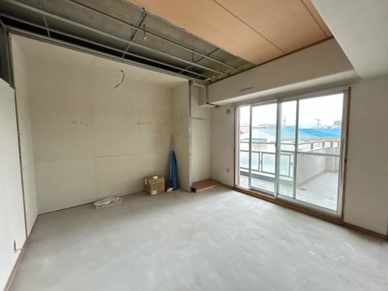 apartment 石川県金沢市芳斉１丁目
地図を見る