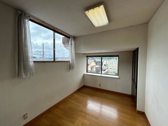 detached 石川県河北郡津幡町字津幡
地図を見る