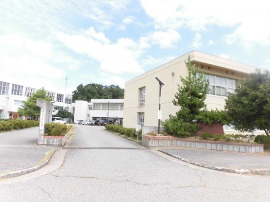 detached 石川県河北郡津幡町字津幡
地図を見る