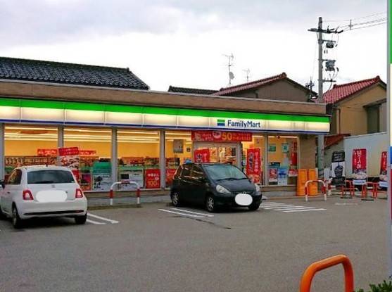 detached 石川県金沢市本多町２丁目
地図を見る