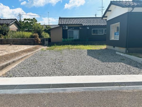 detached 石川県鹿島郡中能登町黒氏
地図を見る
