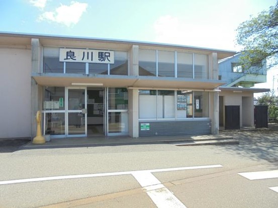 detached 石川県鹿島郡中能登町黒氏
地図を見る