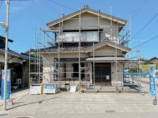 detached 石川県かほく市高松
地図を見る