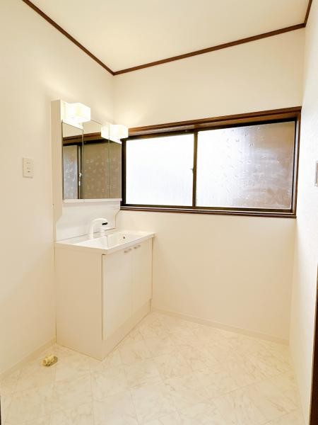 detached 石川県鹿島郡中能登町東馬場
地図を見る