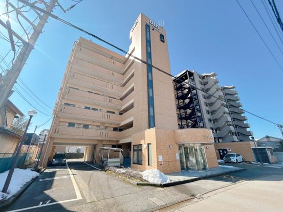 apartment 福井県福井市文京１丁目
地図を見る