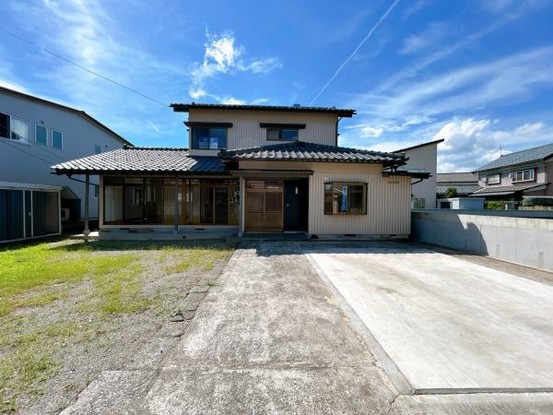 detached 福井県勝山市郡町１丁目
地図を見る