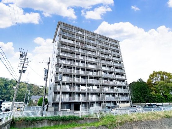 apartment 福井県福井市西谷１丁目
地図を見る