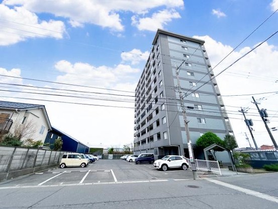 apartment 福井県福井市西谷１丁目
地図を見る