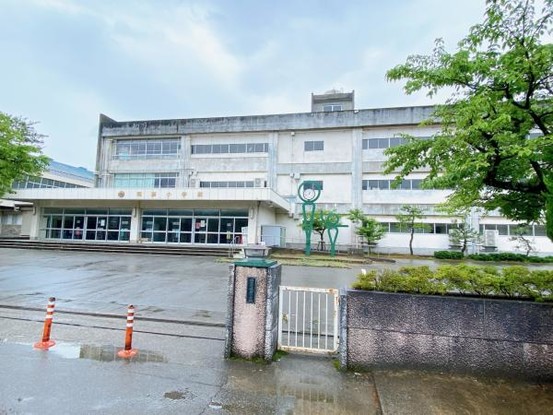 apartment 福井県福井市二の宮４丁目
地図を見る