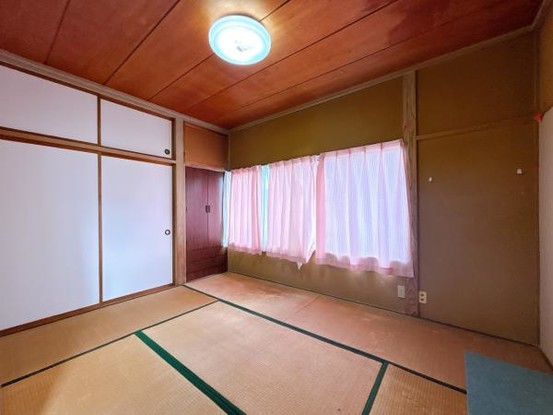 detached 福井県大野市右近次郎
地図を見る