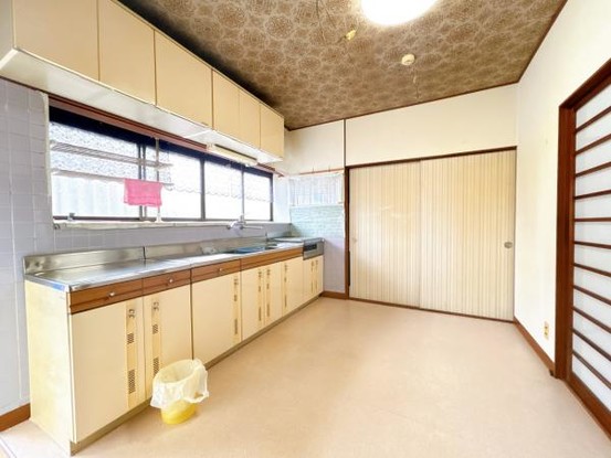 detached 福井県大野市右近次郎
地図を見る