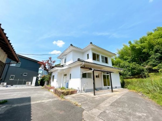 detached 兵庫県養父市八鹿町浅間
地図を見る