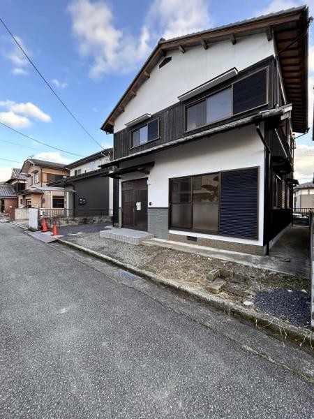 detached 兵庫県丹波篠山市東岡屋
地図を見る