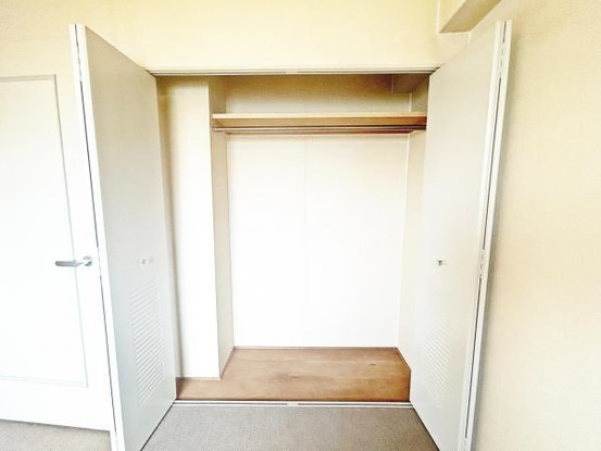 apartment 滋賀県彦根市芹川町
地図を見る