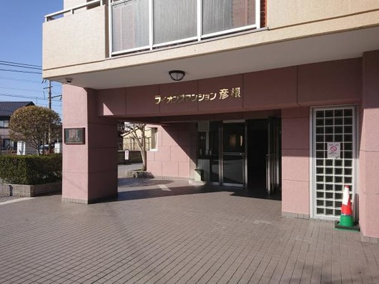 apartment 滋賀県彦根市芹川町
地図を見る