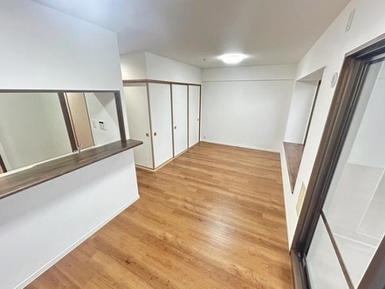 apartment 滋賀県草津市野路東5丁目25-23 マリーベルハイツE棟101