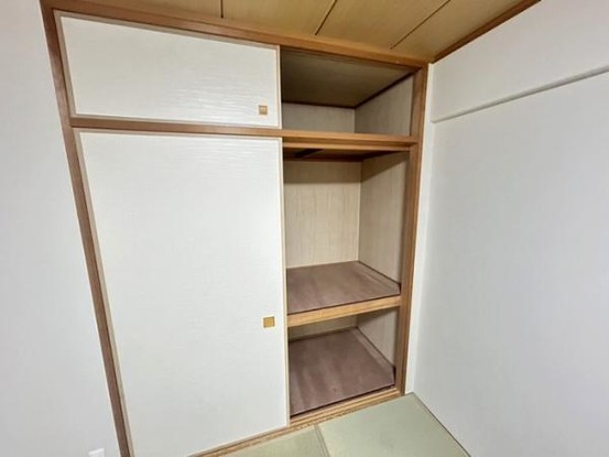 apartment 滋賀県草津市野路東５丁目25-23　マリーベルハイツE棟101