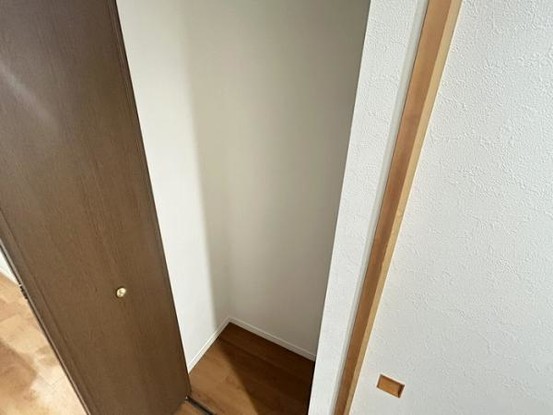 apartment 滋賀県草津市野路東５丁目25-23　マリーベルハイツE棟101