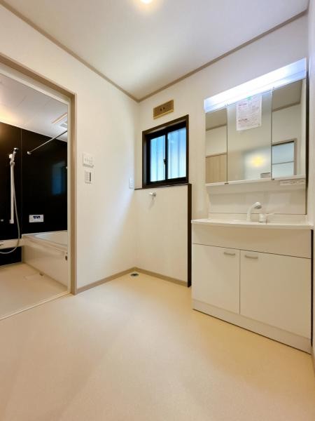 detached 滋賀県草津市野路東５丁目25-23　マリーベルハイツE棟101
