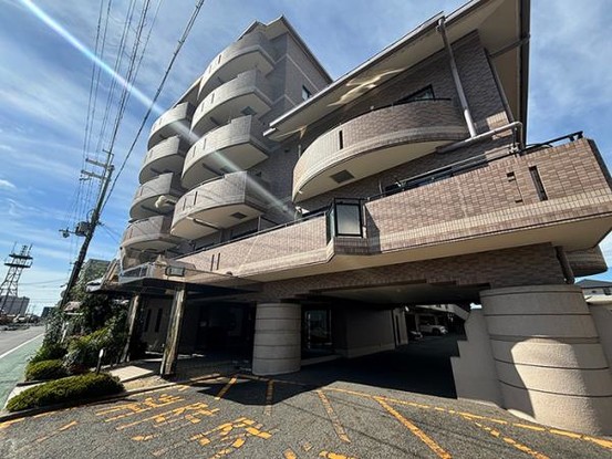 apartment 滋賀県草津市野路東５丁目25-23　マリーベルハイツE棟101