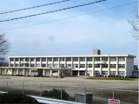 detached 三重県名張市鴻之台１番町35-1　ラフレシール101号
