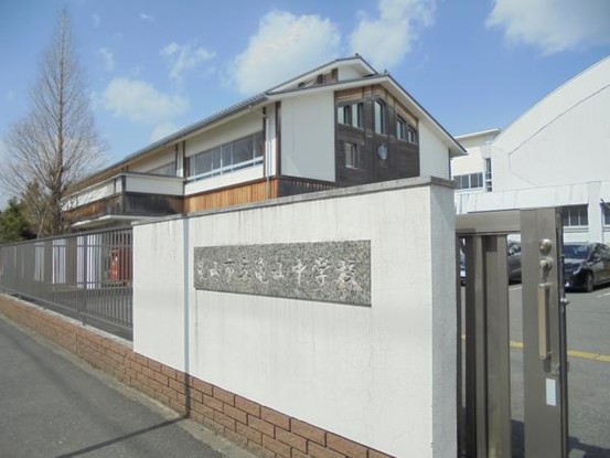 detached 三重県名張市鴻之台１番町35-1　ラフレシール101号