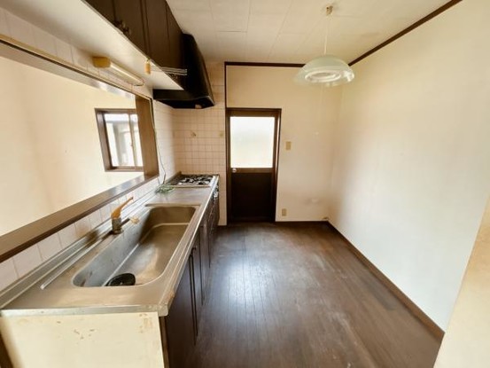 detached 三重県名張市鴻之台１番町35-1　ラフレシール101号