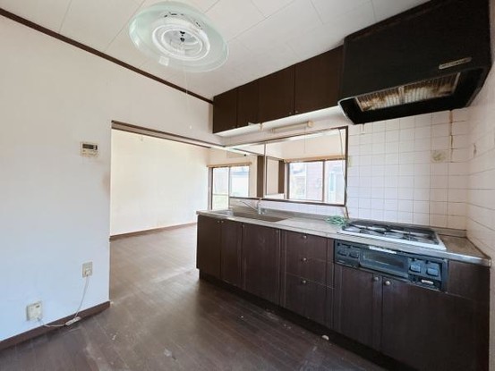 detached 三重県名張市鴻之台１番町35-1　ラフレシール101号