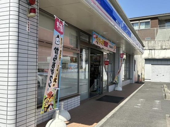 detached 三重県名張市鴻之台１番町35-1　ラフレシール101号