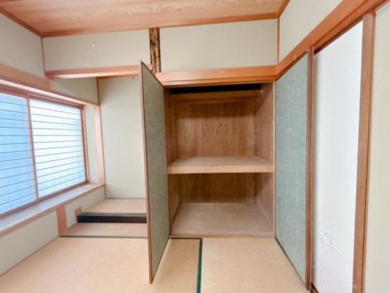 detached 三重県名張市鴻之台１番町35-1　ラフレシール101号