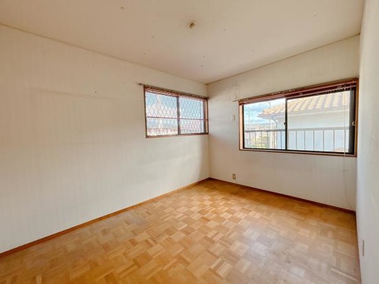 detached 三重県名張市鴻之台１番町35-1　ラフレシール101号