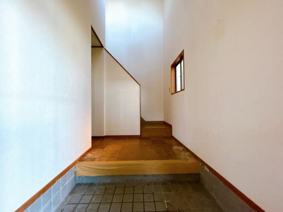 detached 三重県名張市鴻之台１番町35-1　ラフレシール101号