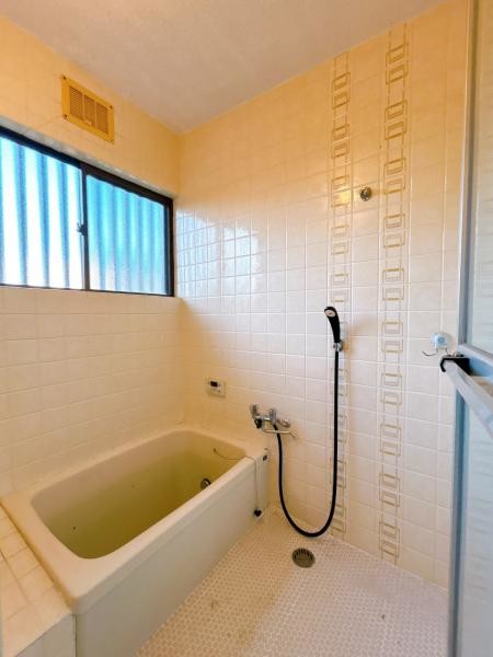 detached 三重県名張市鴻之台１番町35-1　ラフレシール101号