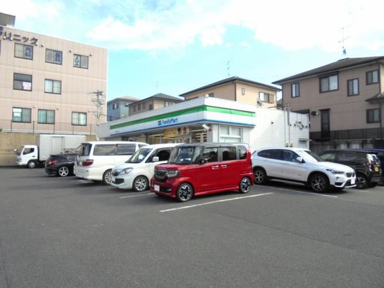 detached 三重県名張市鴻之台１番町35-1　ラフレシール101号