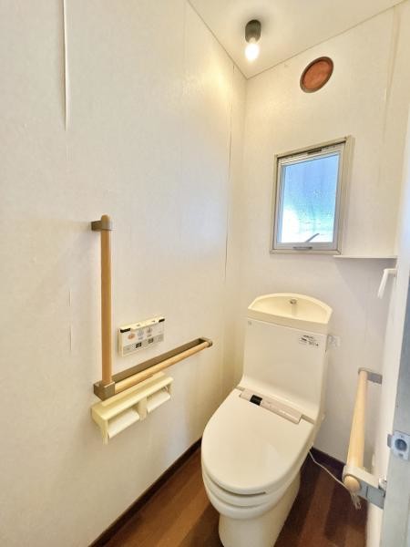 detached 三重県名張市鴻之台１番町35-1　ラフレシール101号