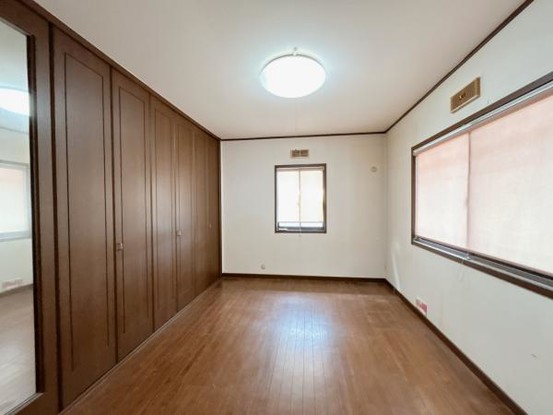 detached 三重県名張市鴻之台１番町35-1　ラフレシール101号