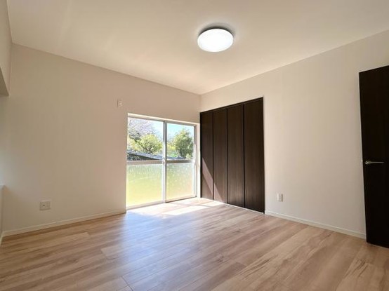 detached 山口県下松市藤光町２丁目
地図を見る