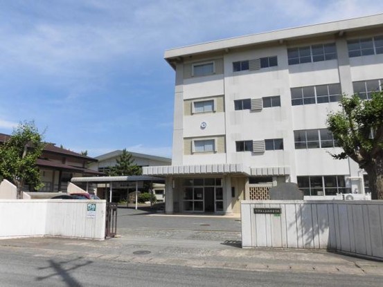 apartment 山口県下関市武久町２丁目
地図を見る