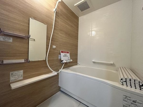 apartment 広島県広島市安佐南区東野１丁目18-21　アクレイム東野101