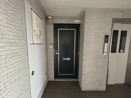 apartment 広島県広島市安佐南区東野１丁目18-21　アクレイム東野101