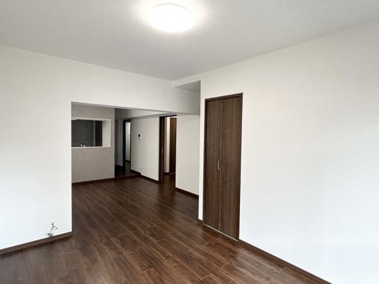 apartment 広島県広島市安佐南区東野１丁目18-21　アクレイム東野101