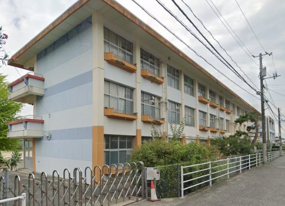 apartment 広島県広島市安佐南区東野１丁目18-21　アクレイム東野101